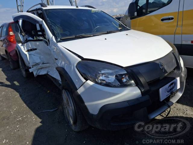 2014 RENAULT SANDERO 