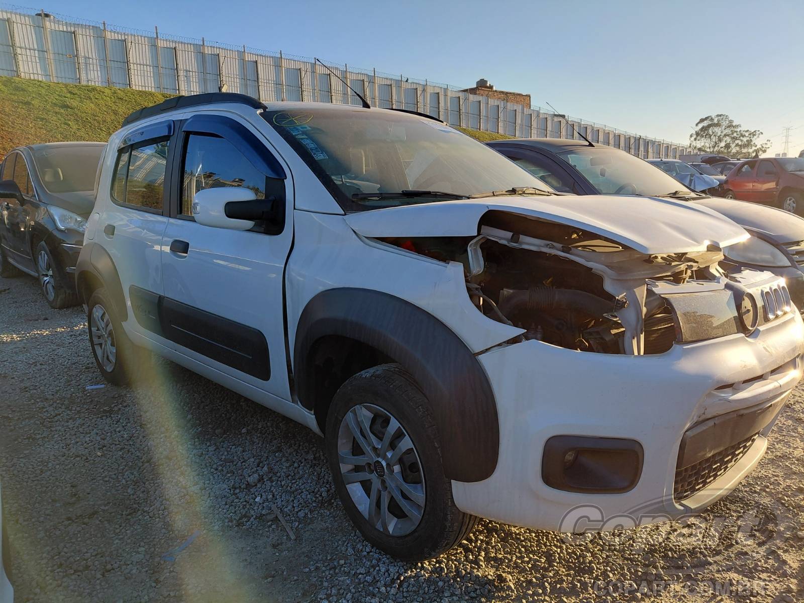 Veículo Fiat Uno FIAT UNO 1.4 EVO 2015 2015 em leilão