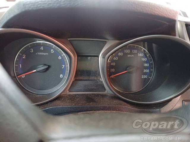 2015 HYUNDAI HB20 