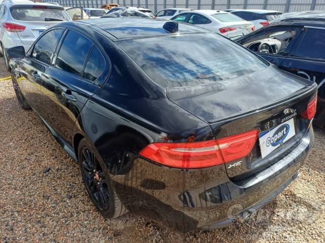 2017 JAGUAR XE 