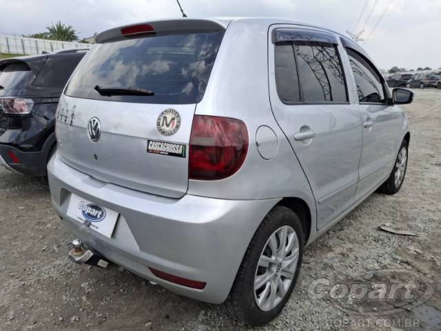 2011 VOLKSWAGEN FOX 