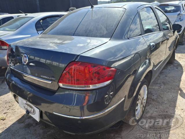 2011 FIAT LINEA 