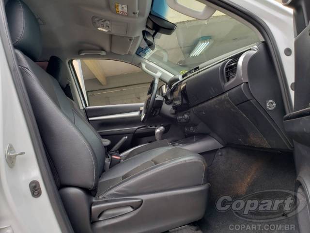 2024 TOYOTA HILUX CD 