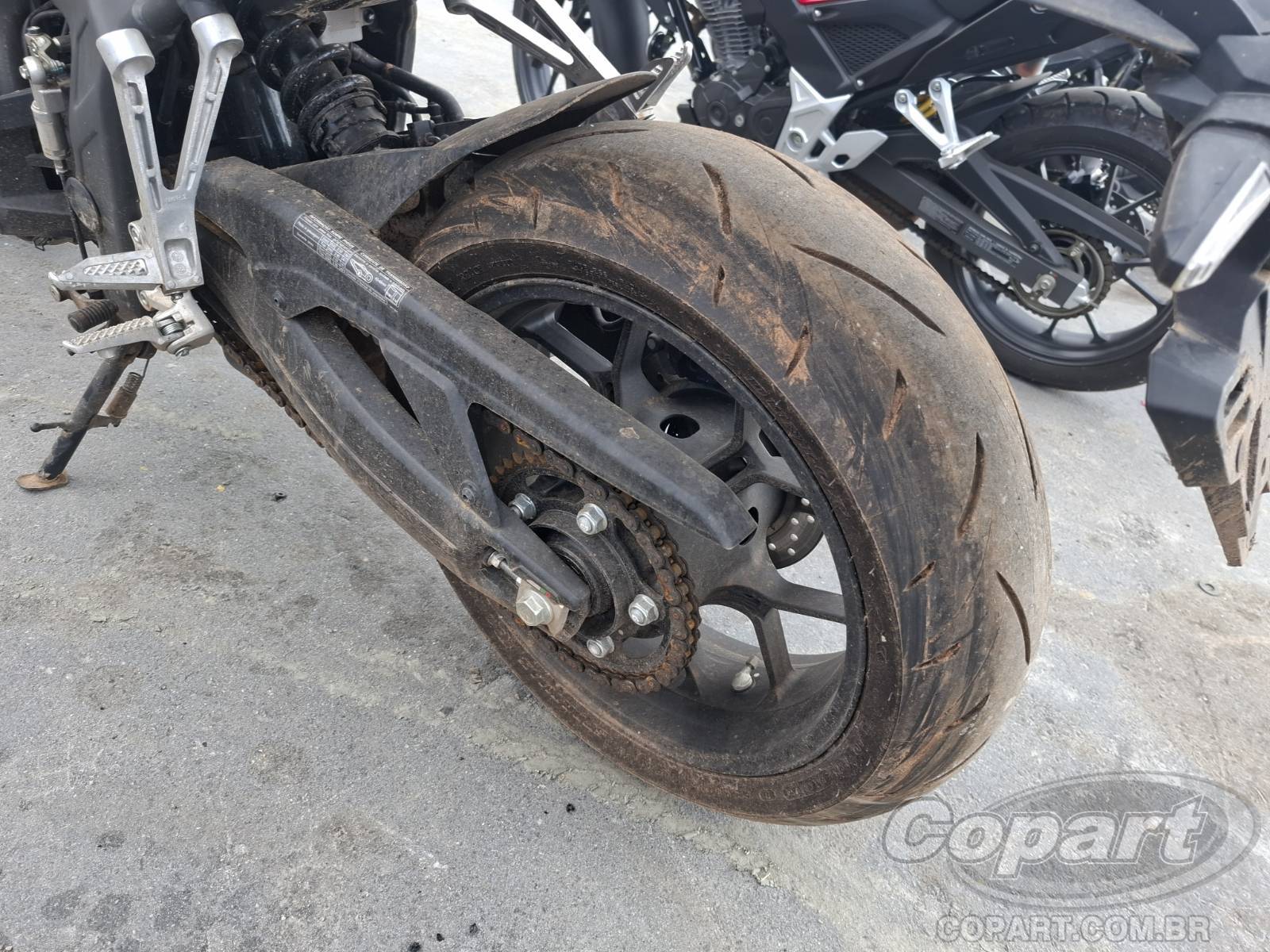 Foto 7 de 10: 2026 HONDA CB 650 R