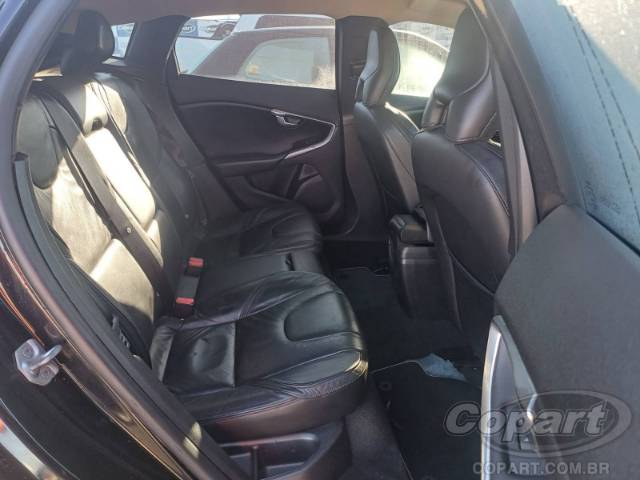 2014 VOLVO V40 