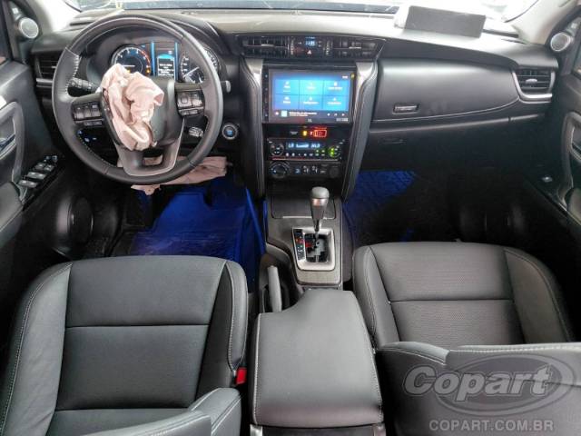 2025 TOYOTA SW4 