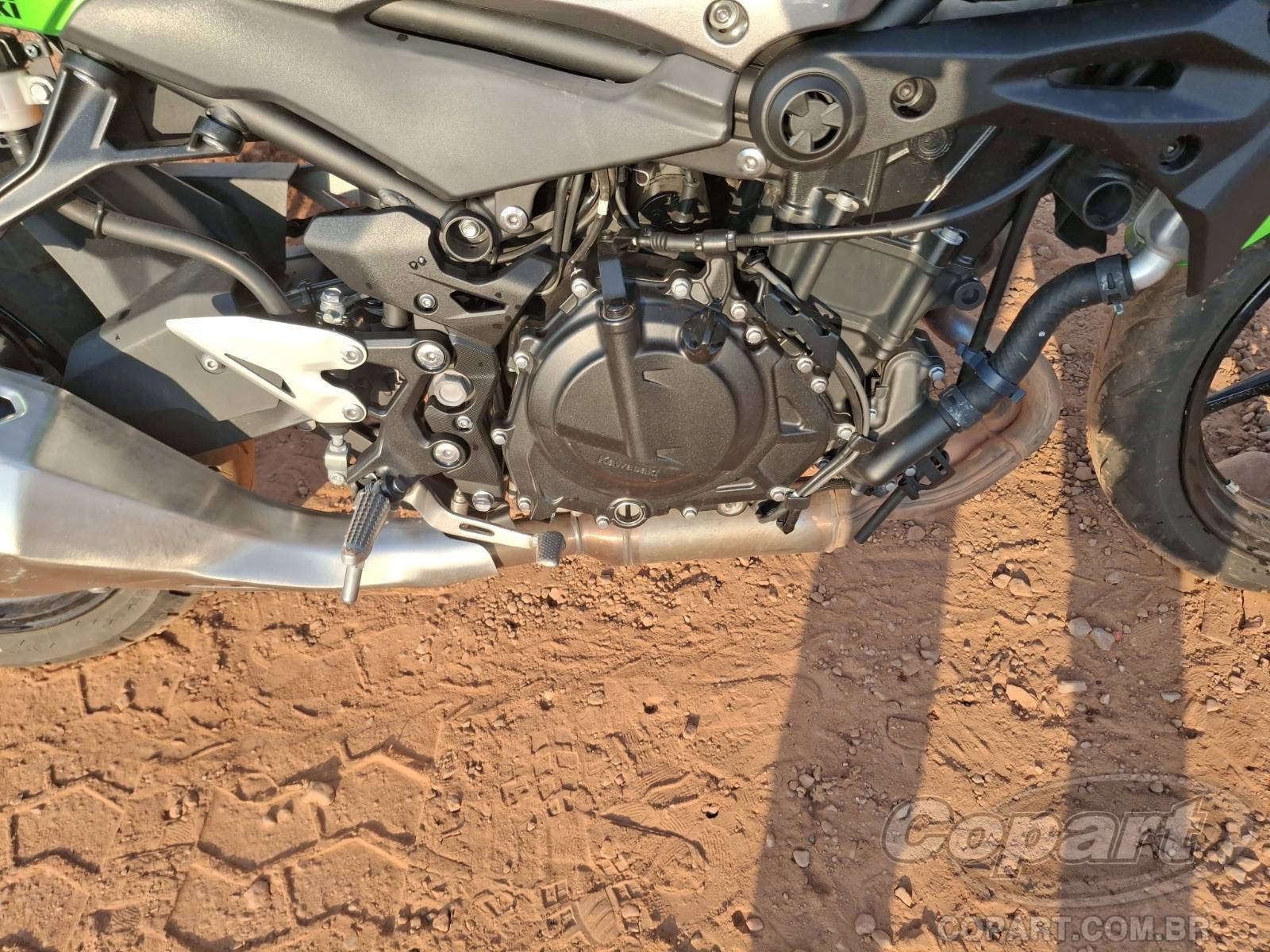 2025 KAWASAKI Z500 — foto 6 de 10