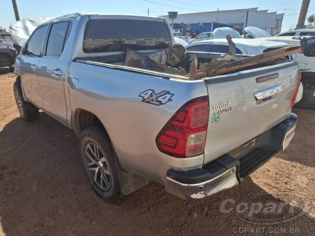 2016 TOYOTA HILUX CD 