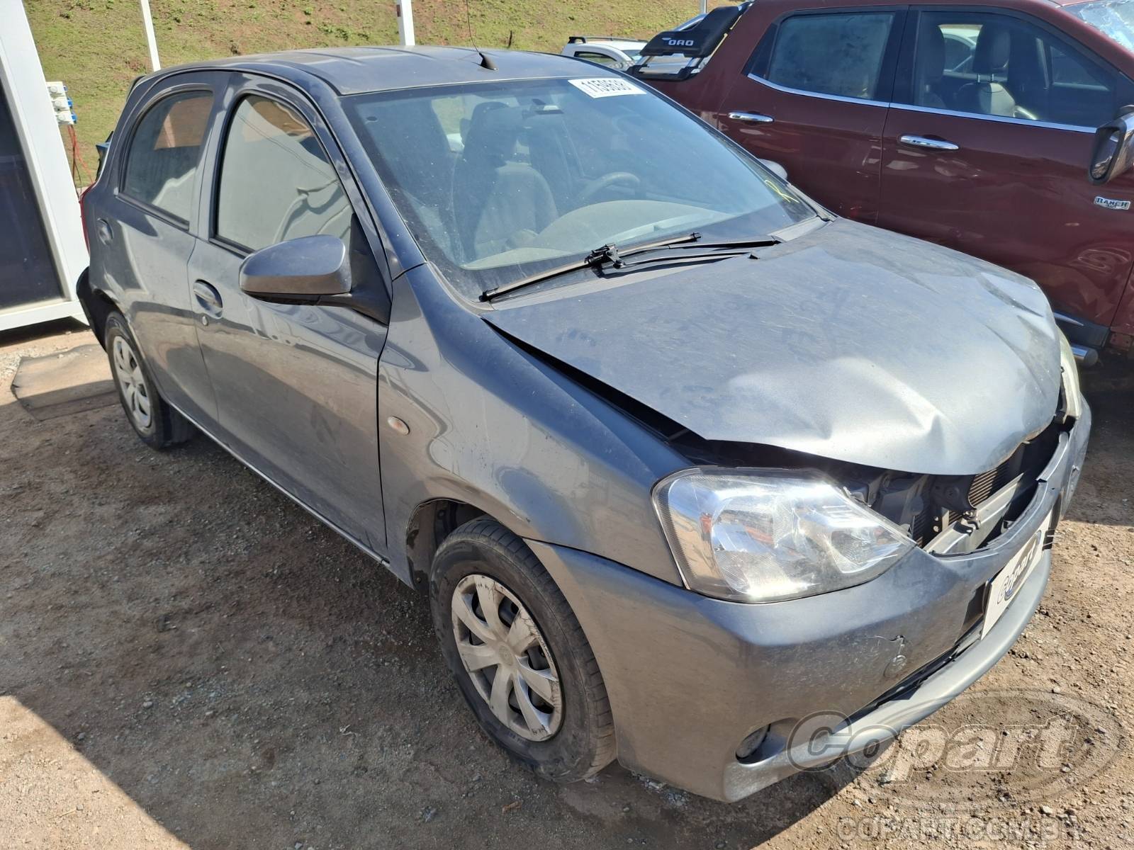 Toyota Etios ETIOS PLATINUM 1.5 Flex 16V 5p Mec.
