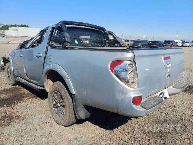 2013 MITSUBISHI L200 TRITON 