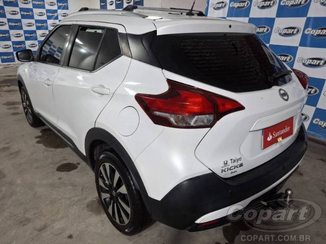 2019 NISSAN KICKS 
