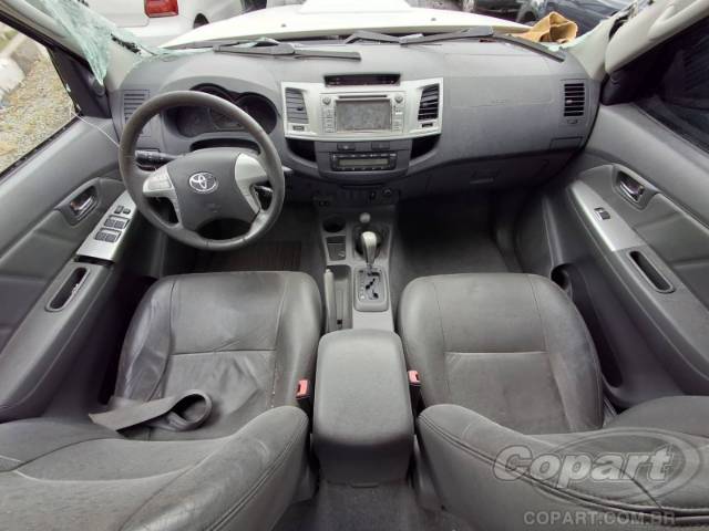 2013 TOYOTA HILUX CD 