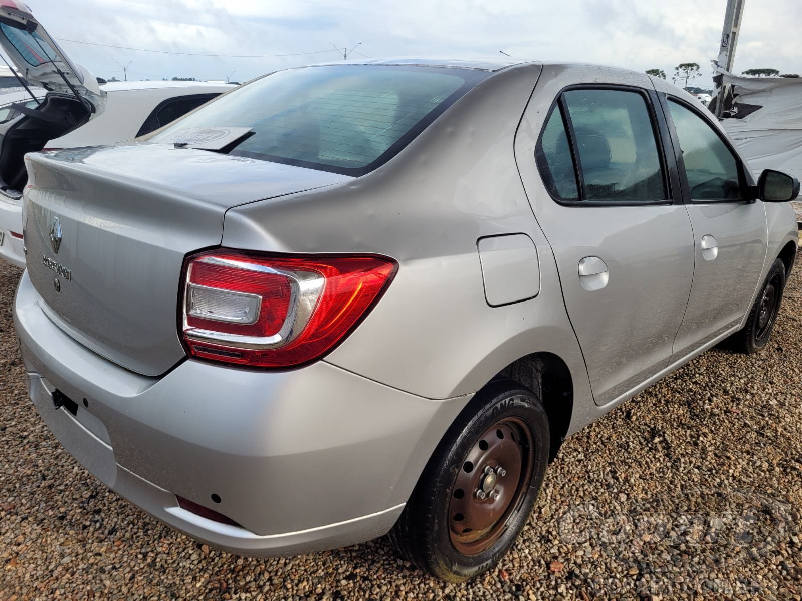Foto 4: 2018 RENAULT LOGAN