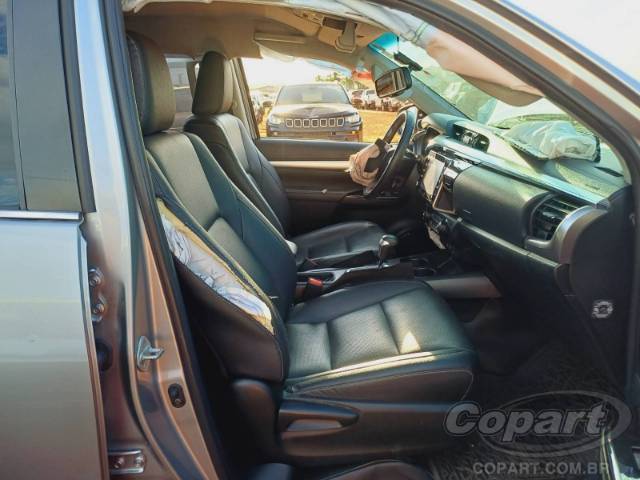 2023 TOYOTA HILUX CD 