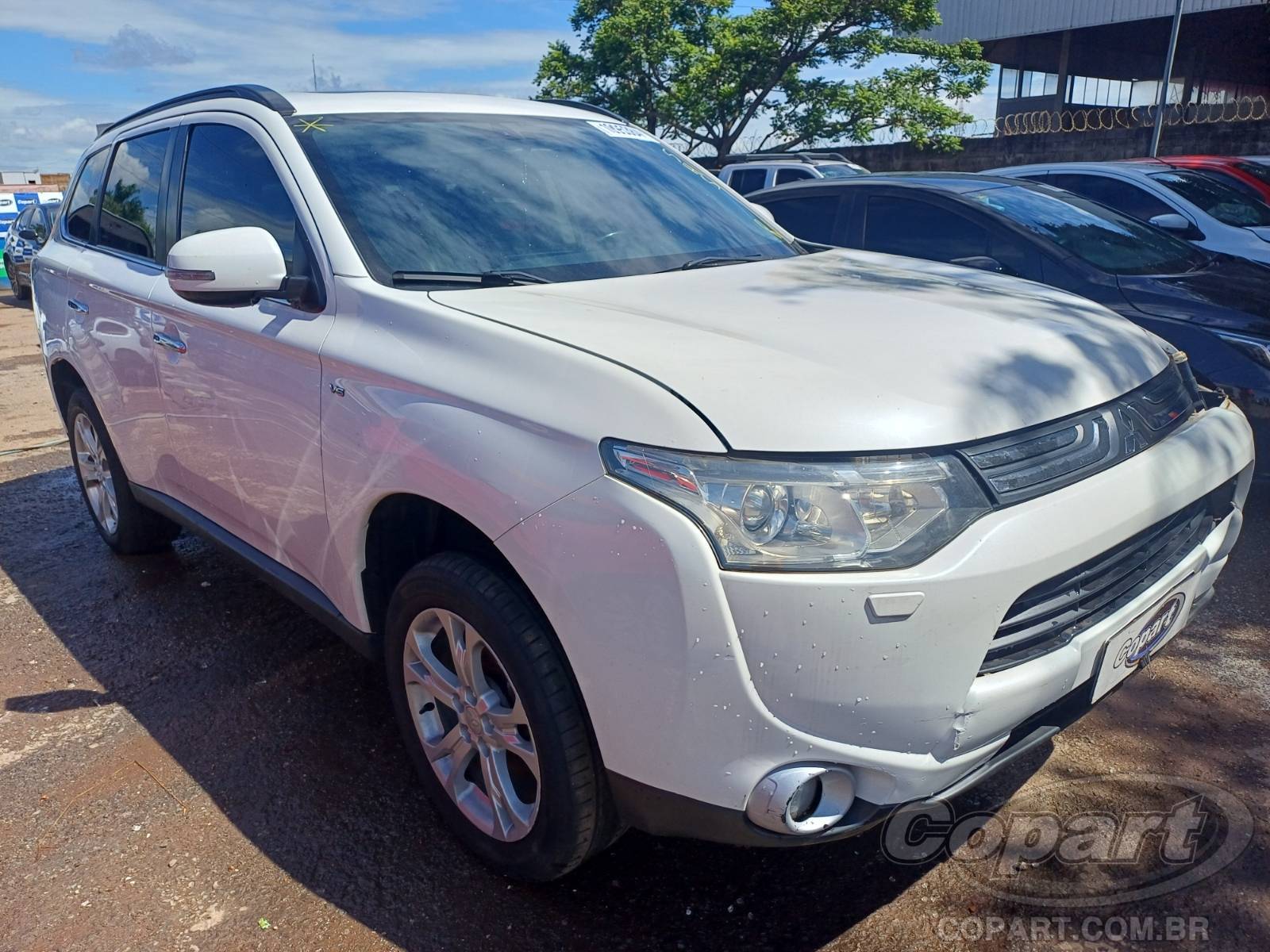 Veículo Mitsubishi Outlander Mitsubishi Outlander GT 4WD 3.0 V6 MIVEC 2014 2014 em leilão