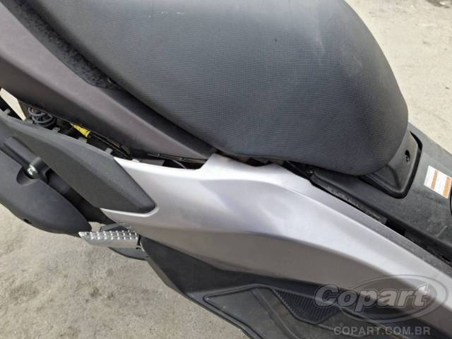 2025 YAMAHA NMAX 