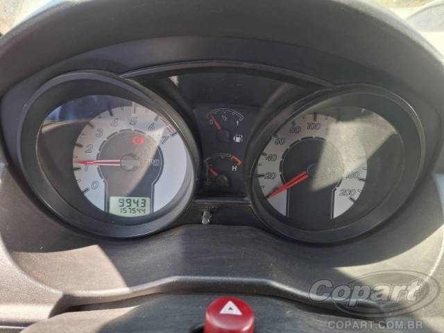 2010 FORD FIESTA 