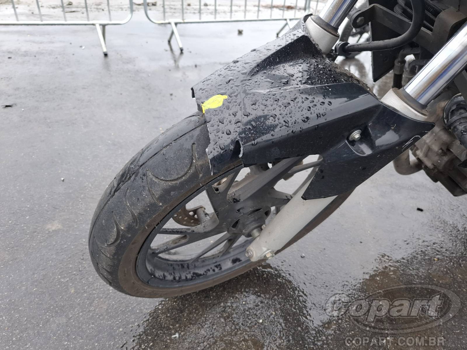 Foto 8 de 10: 2016 HONDA CB 250 F