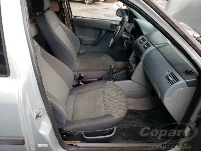 2001 VOLKSWAGEN SAVEIRO 