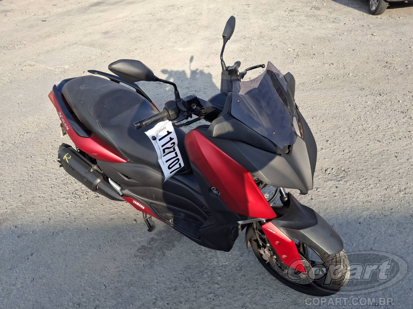 Yamaha Xmax 2021 em leilão — SP