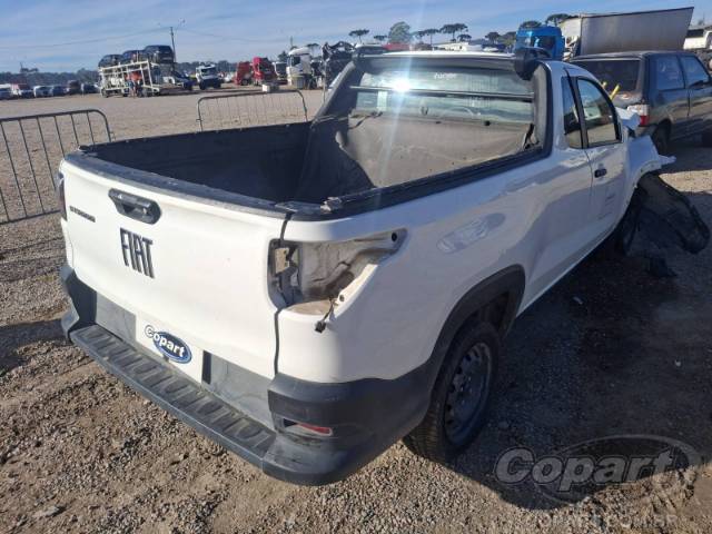 2025 FIAT STRADA 