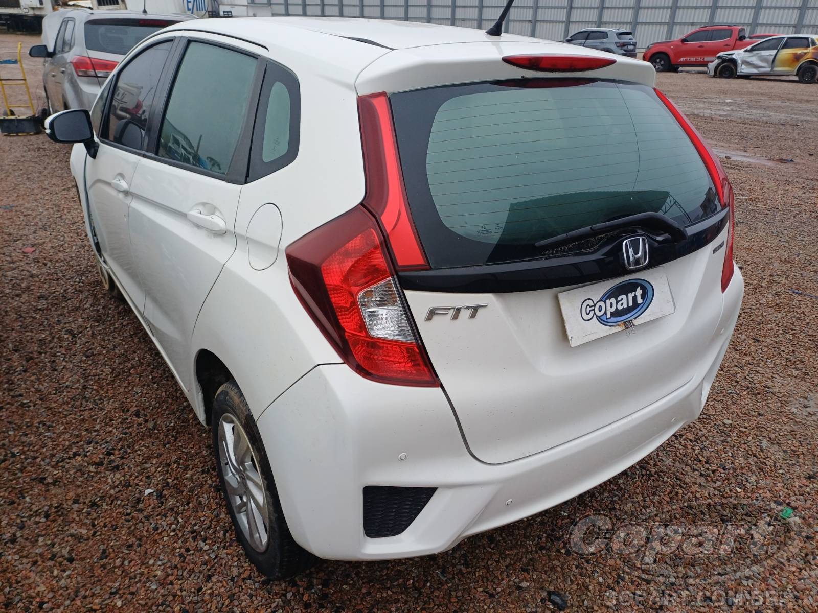 Foto 3: 2015 HONDA FIT