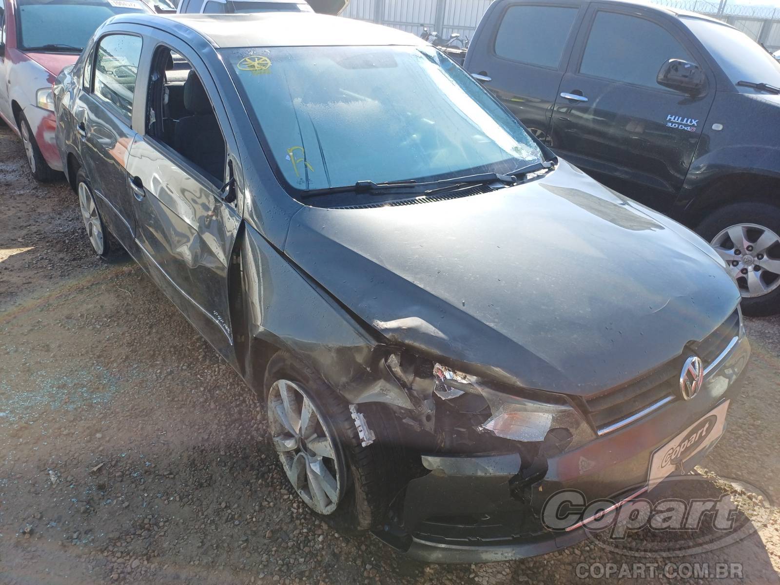 2014 VOLKSWAGEN VOYAGE Highline 1.6 Total Flex