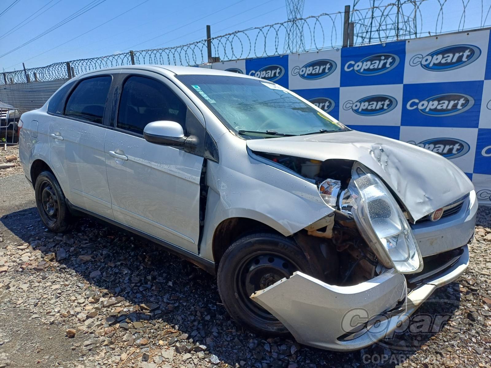 Veículo Fiat Grand Siena FIAT GRAND SIENA ATTRACTIVE 1.4 EVO 2016 2016 em leilão