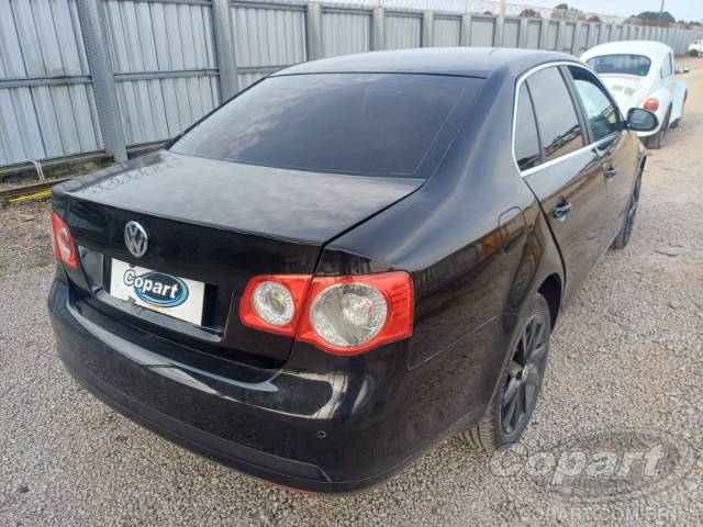 2010 VOLKSWAGEN JETTA 
