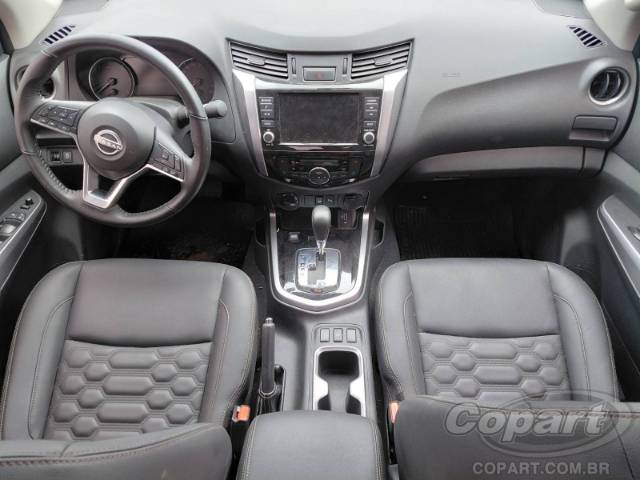 2025 NISSAN FRONTIER CD 