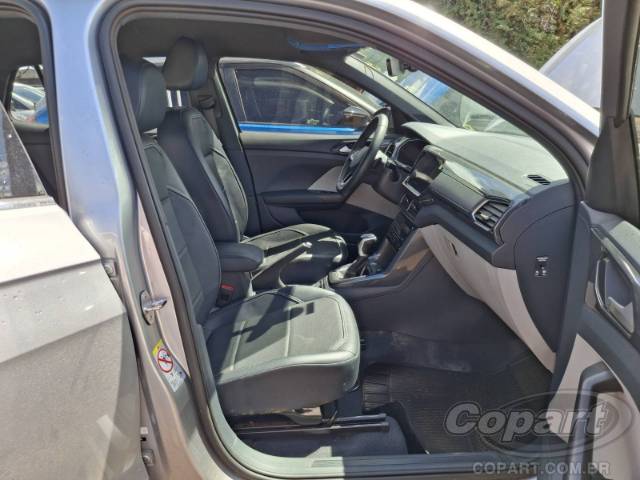 2024 VOLKSWAGEN T-CROSS 