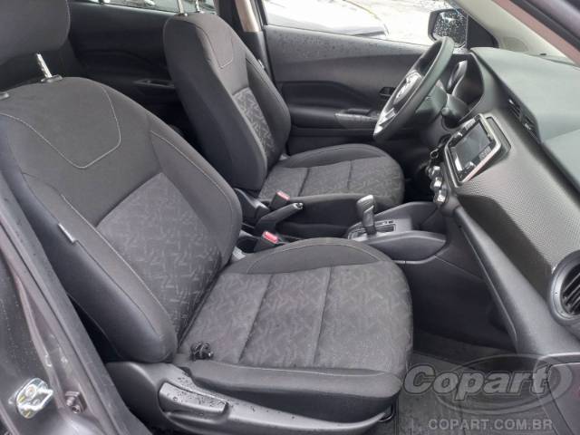2025 NISSAN Kicks Play 