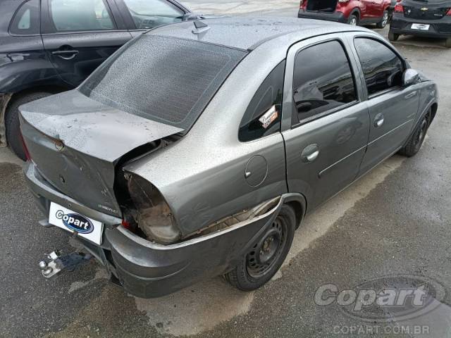 2010 CHEVROLET CORSA SEDAN 