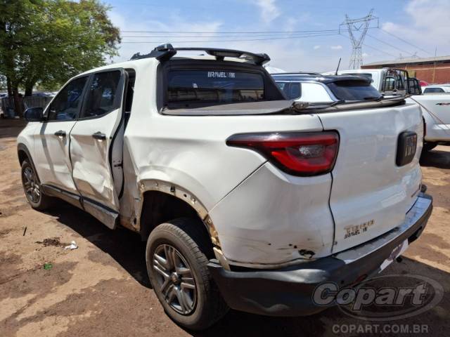 2024 FIAT TORO 