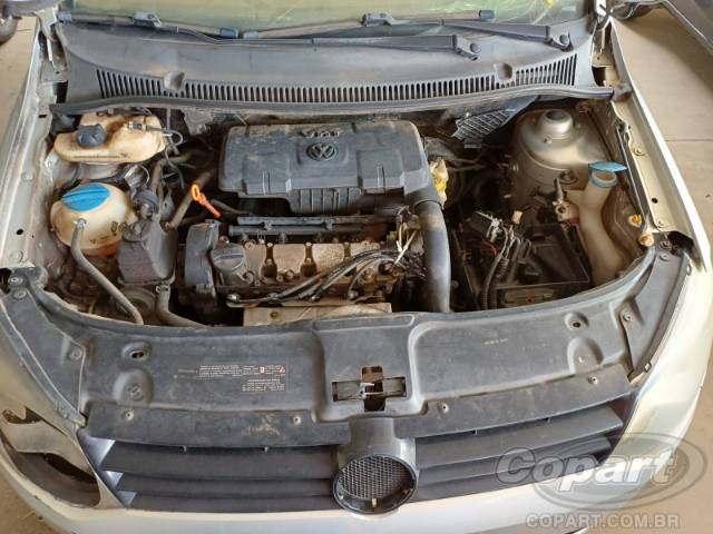 2013 VOLKSWAGEN FOX 