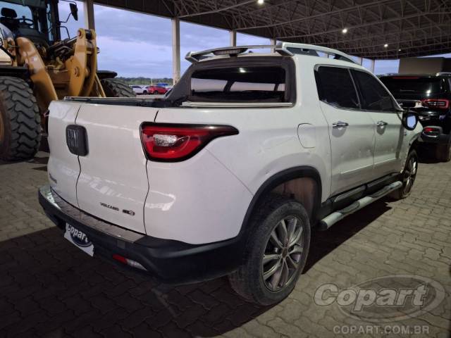 2017 FIAT TORO 