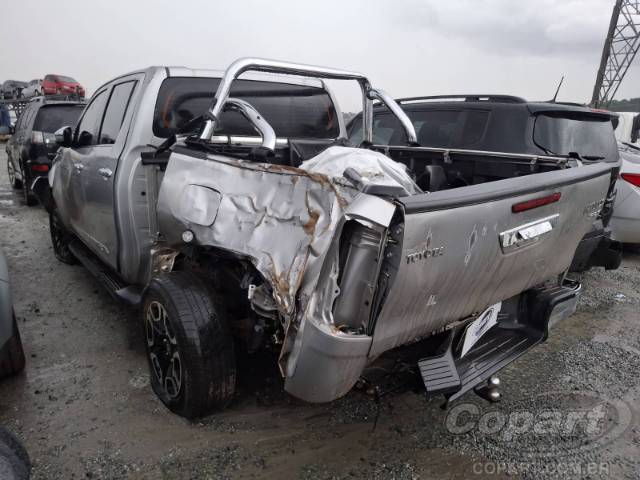 2022 TOYOTA HILUX CD 