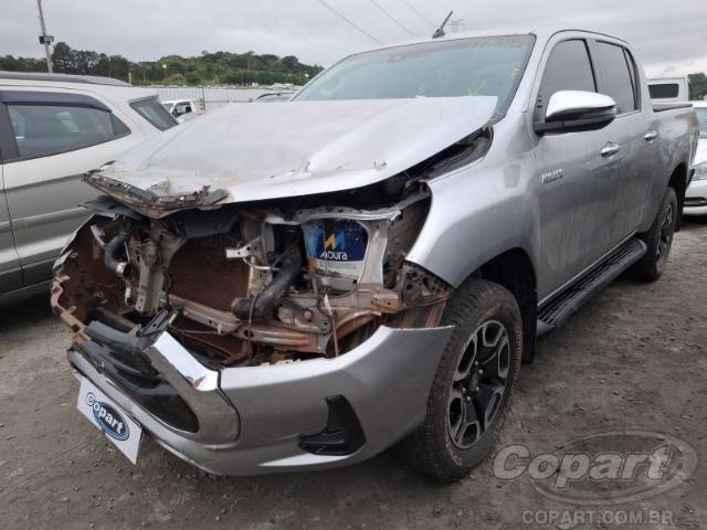 2021 TOYOTA HILUX CD 