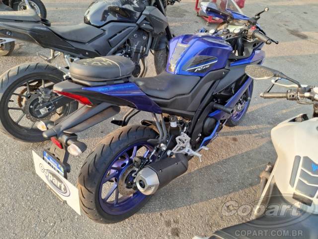 2026 YAMAHA YZF R15 