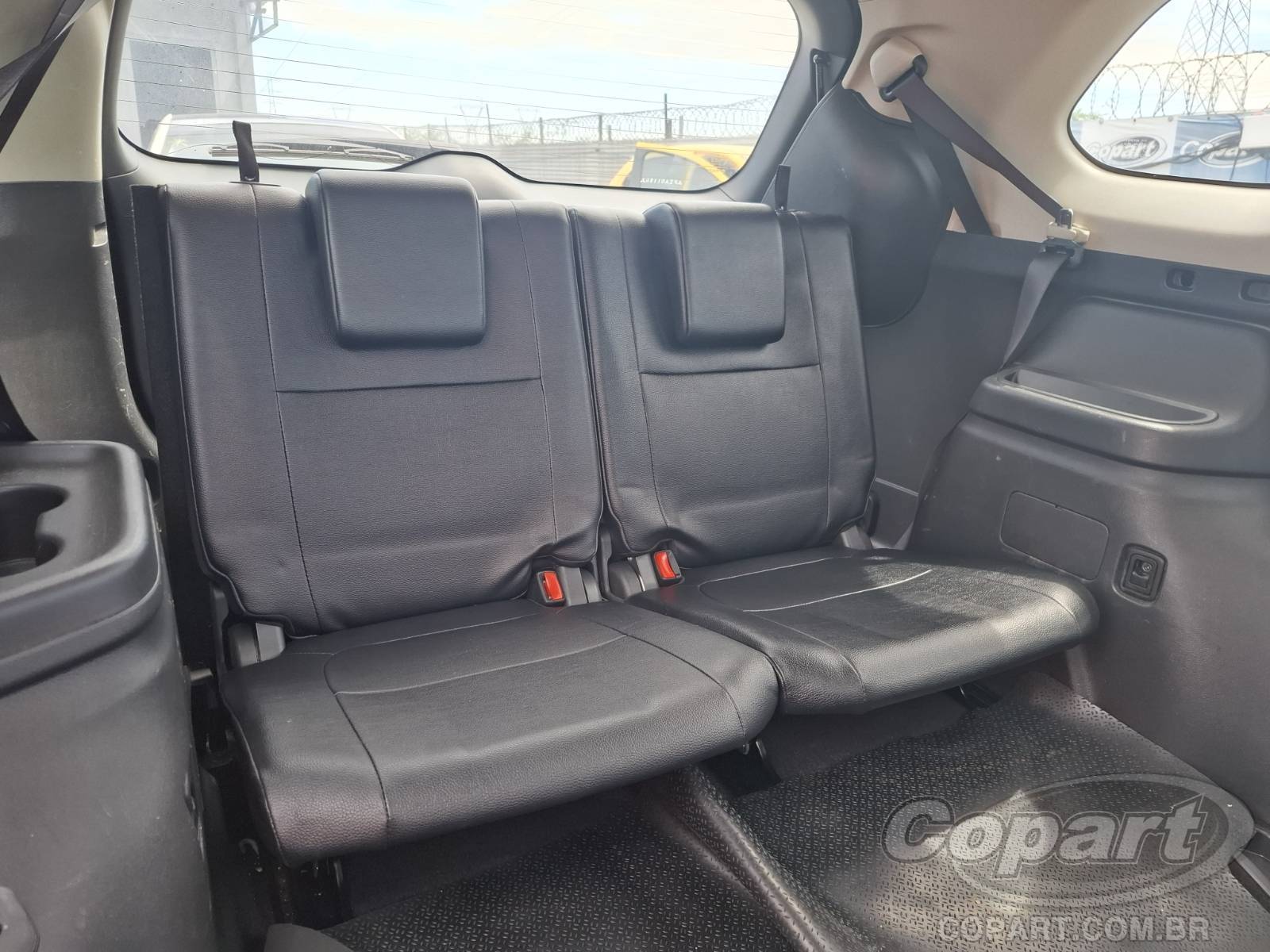 Foto 12 de 12: 2015 MITSUBISHI OUTLANDER