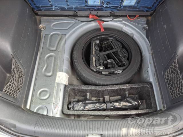 2013 VOLKSWAGEN SPACEFOX 