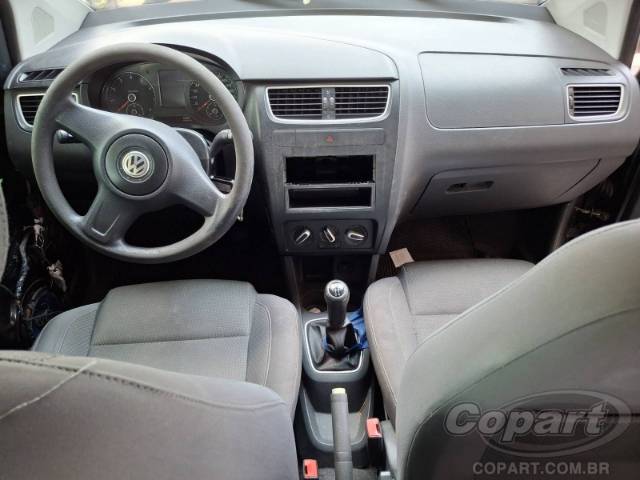 2011 VOLKSWAGEN FOX 