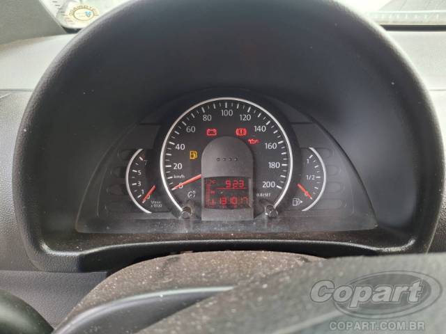 2010 VOLKSWAGEN FOX 