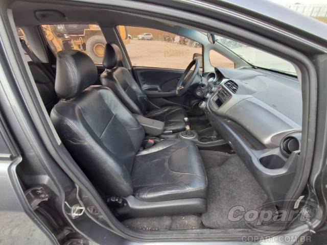 2010 HONDA FIT 