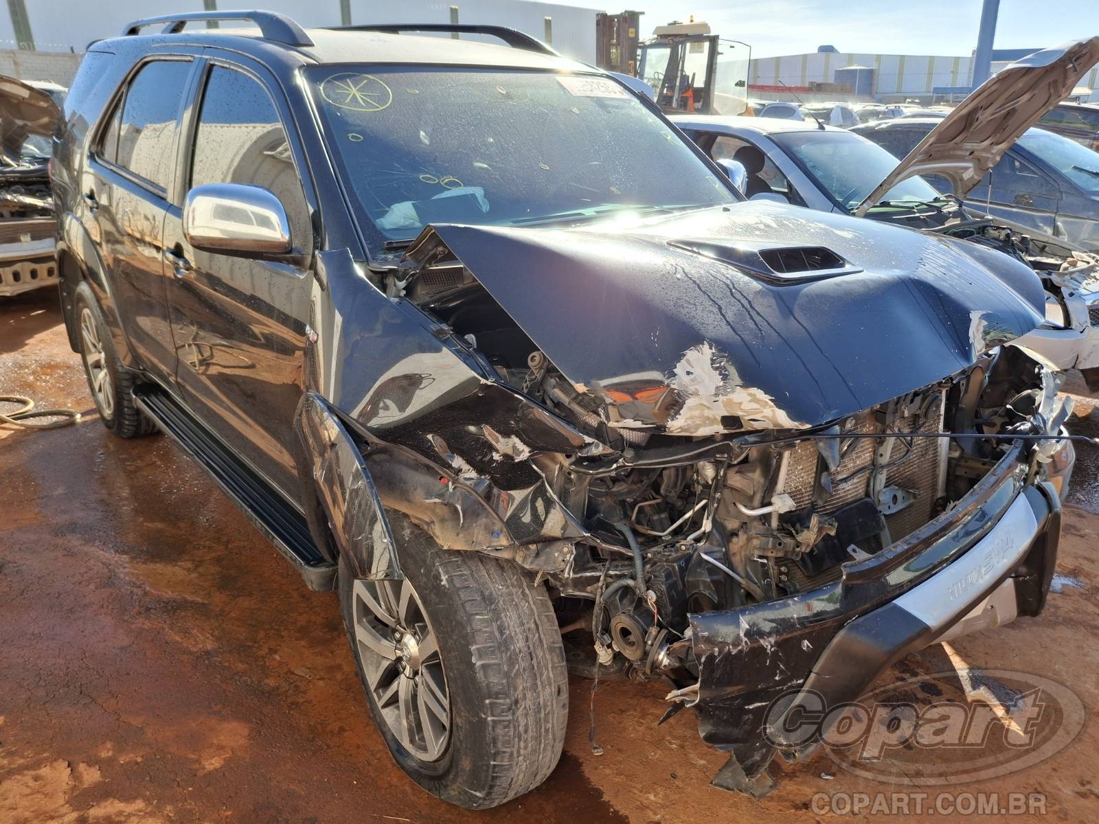 Veículo Toyota Hilux SW4 TOYOTA HILUX SW4 SRV 3.0 D-4D Turbo 2011 2011 em leilão