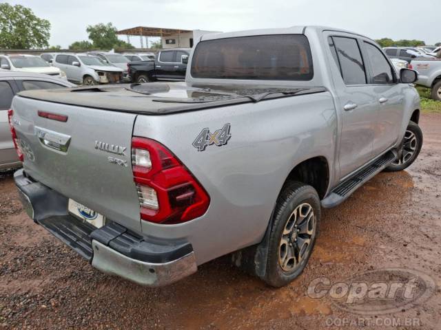 2021 TOYOTA HILUX CD 