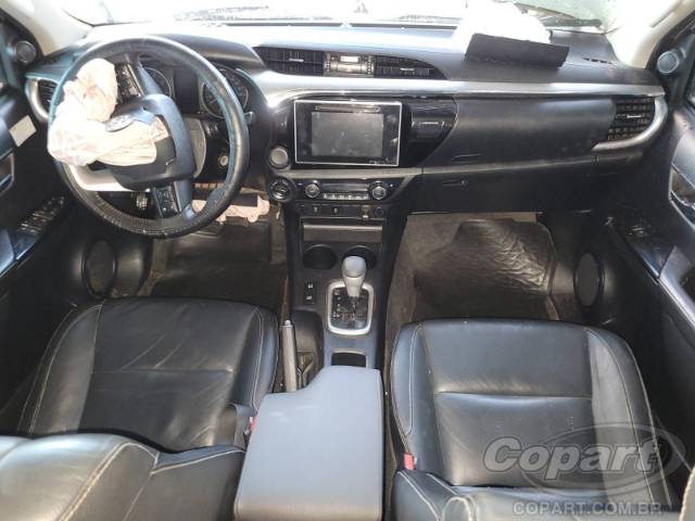 2017 TOYOTA HILUX CD 