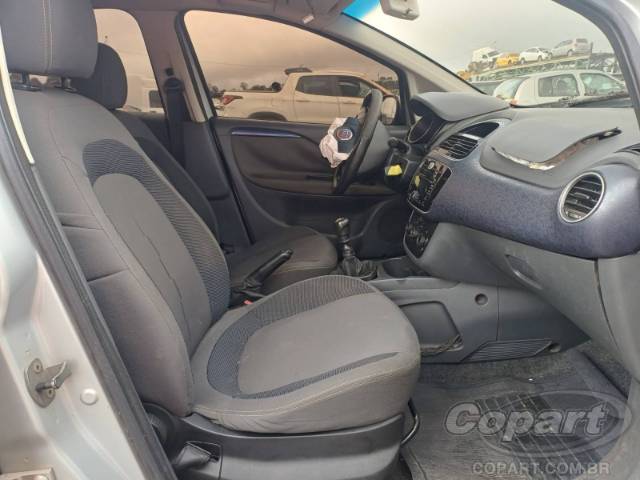 2013 FIAT PUNTO 