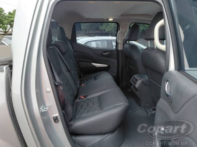 2024 NISSAN FRONTIER CD 