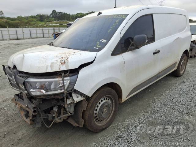 2025 RENAULT KANGOO 